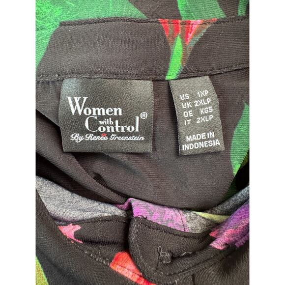 Woman with Control Wardrobe Warrier 2-Piece Traverler Set Safari/Black 1X PETITE - Picture 12 of 16